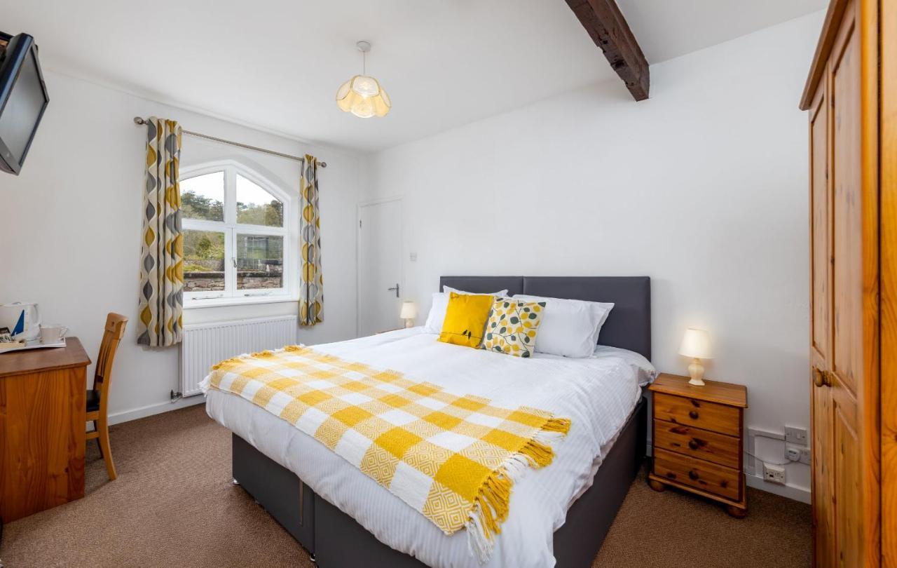 レーブングラス Muncaster Castle Coachman'S Quarters Bed & Breakfast エクステリア 写真